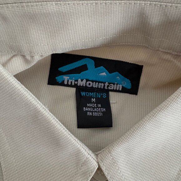 TRI MOUNTAIN Shirt Womens Medium NWT Tan/Cream Short Sleeve Button Up Casual Top - Picture 3 of 4